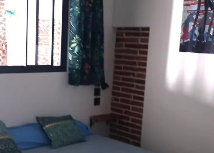 Spacieux T2 A Deux Pas De La *